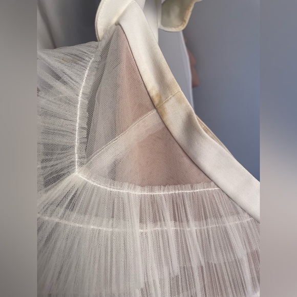 BCBGMaxAzria Couture Dress - large beige stains at the front and side, sorry! - Picture 5 of 6